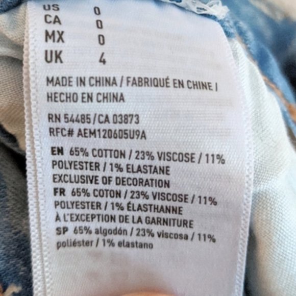 American Eagle Acid Wash Midi Length Denim Jean Short Size 0 - Picture 4 of 4